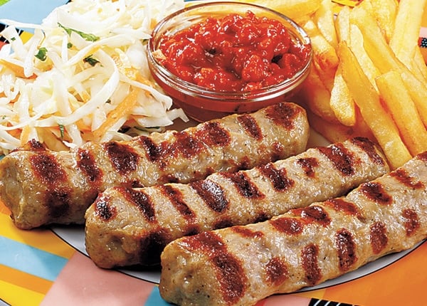 烤肉串，Kebapche，是必吃的保加利亚食物