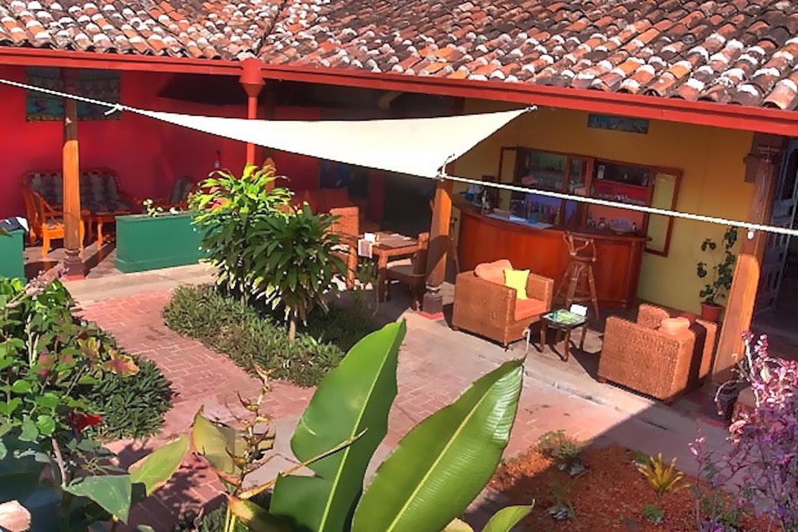 Hostal El Momento是尼加拉瓜格拉纳达最好的旅馆