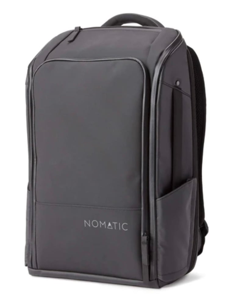 nomatic黑色背包